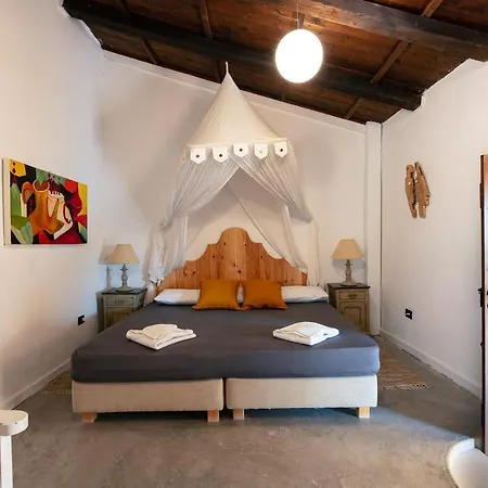 Art Villa *